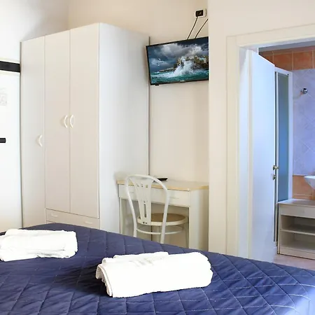 Otel Edera - In Pieno Centro A Pochi Passi Dal Mare