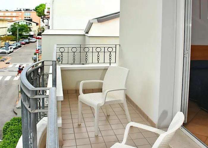 Otel Edera - In Pieno Centro A Pochi Passi Dal Mare Riccione